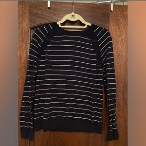 long sleeve sweater (brand: LOFT, size M)